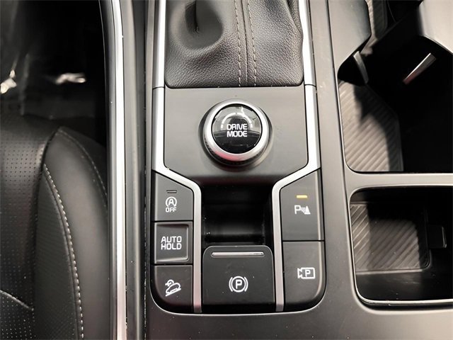 Used 2024 Kia Sorento S image 29