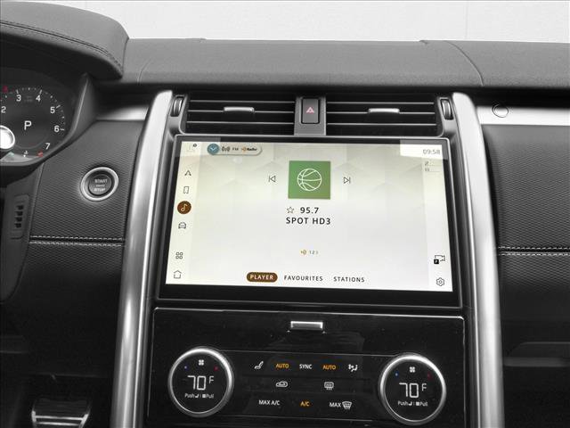 New 2024 Land Rover Discovery Dynamic SE image 7