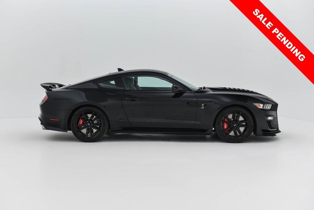 Used 2021 Ford Mustang Shelby GT500 w/ Technology Package image 2