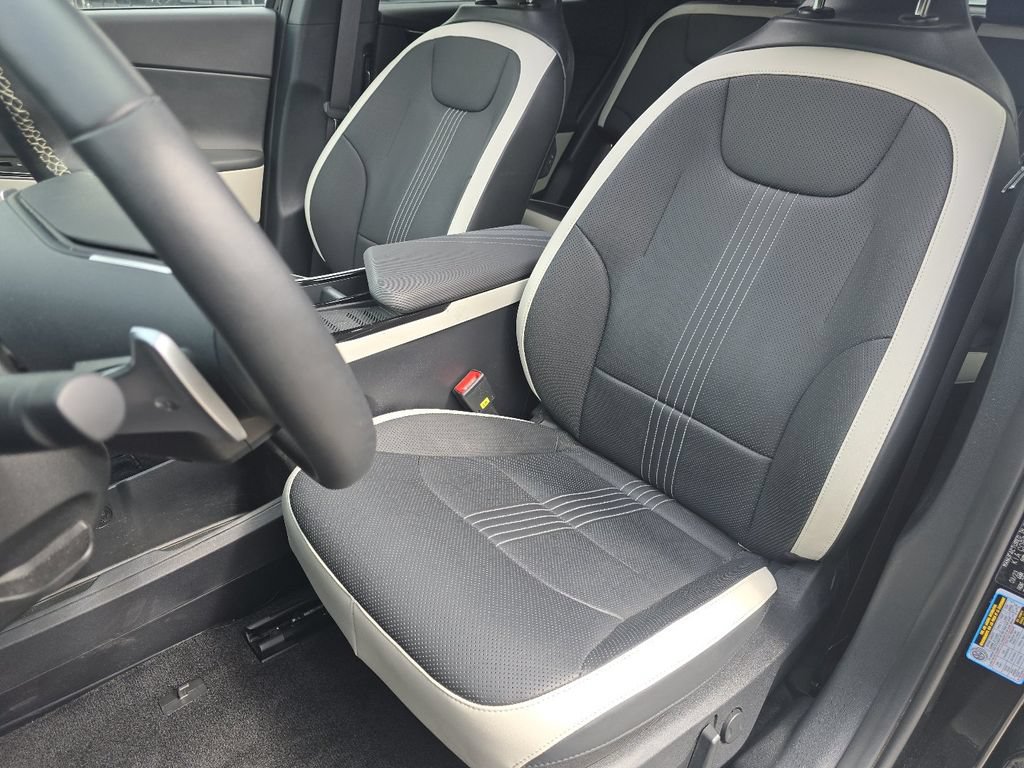 Used 2023 Kia EV6 GT-Line AWD/4WD image 24