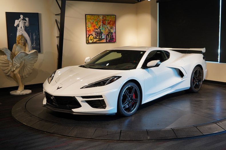 Used 2023 Chevrolet Corvette Stingray Premium Cpe w/ Z51 Performance Package RWD image 1