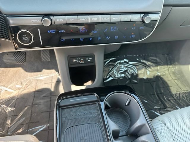 Used 2025 Hyundai Ioniq 5 Limited AWD/4WD image 25