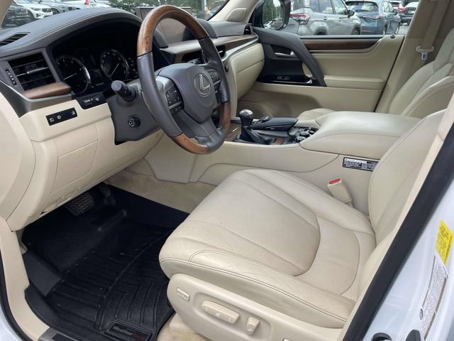 Used 2021 Lexus LX 570 4WD w/ Luxury Package image 13