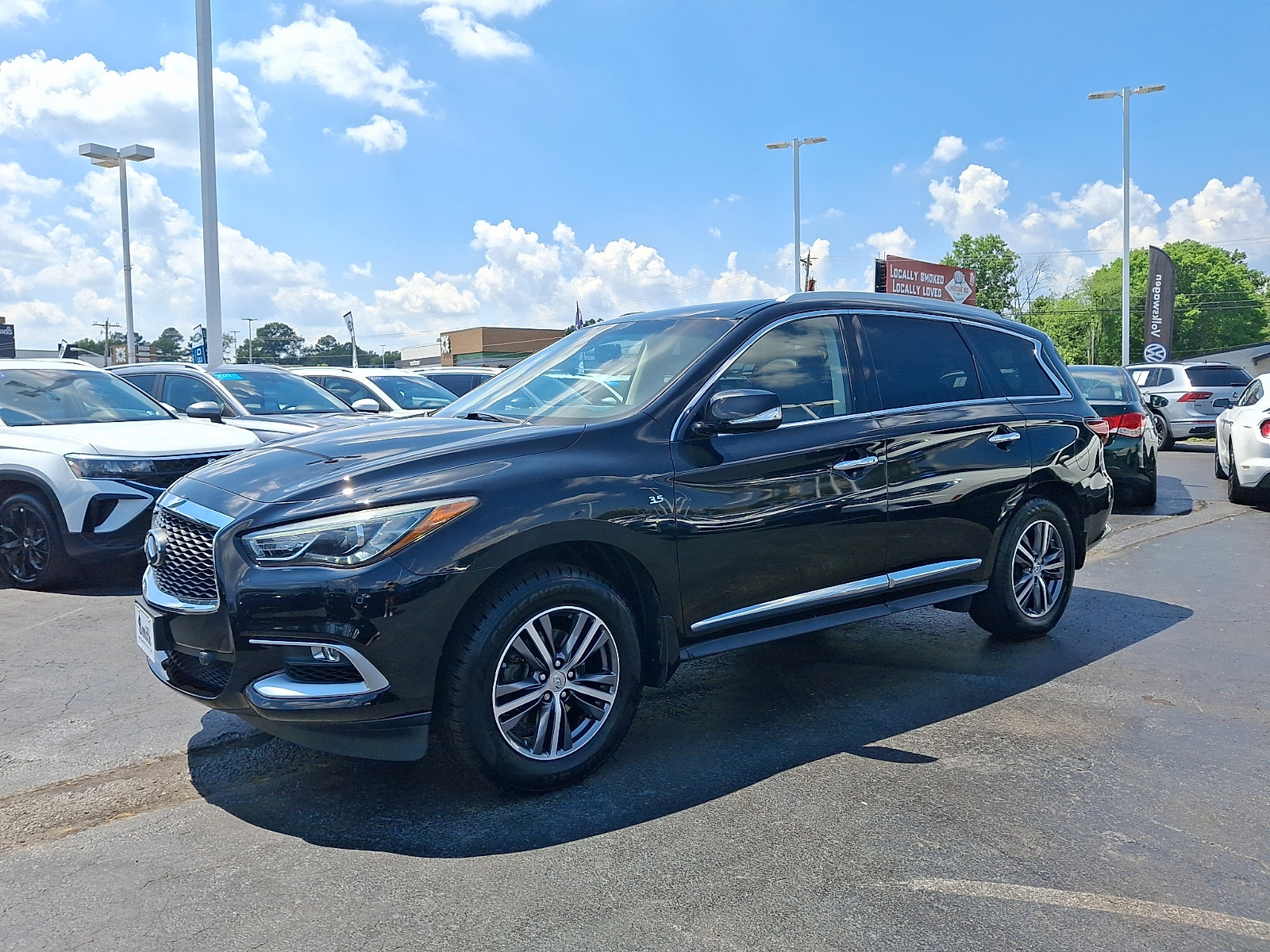 Used 2016 INFINITI QX60 Luxe w/ Premium Plus Package AWD/4WD image 3