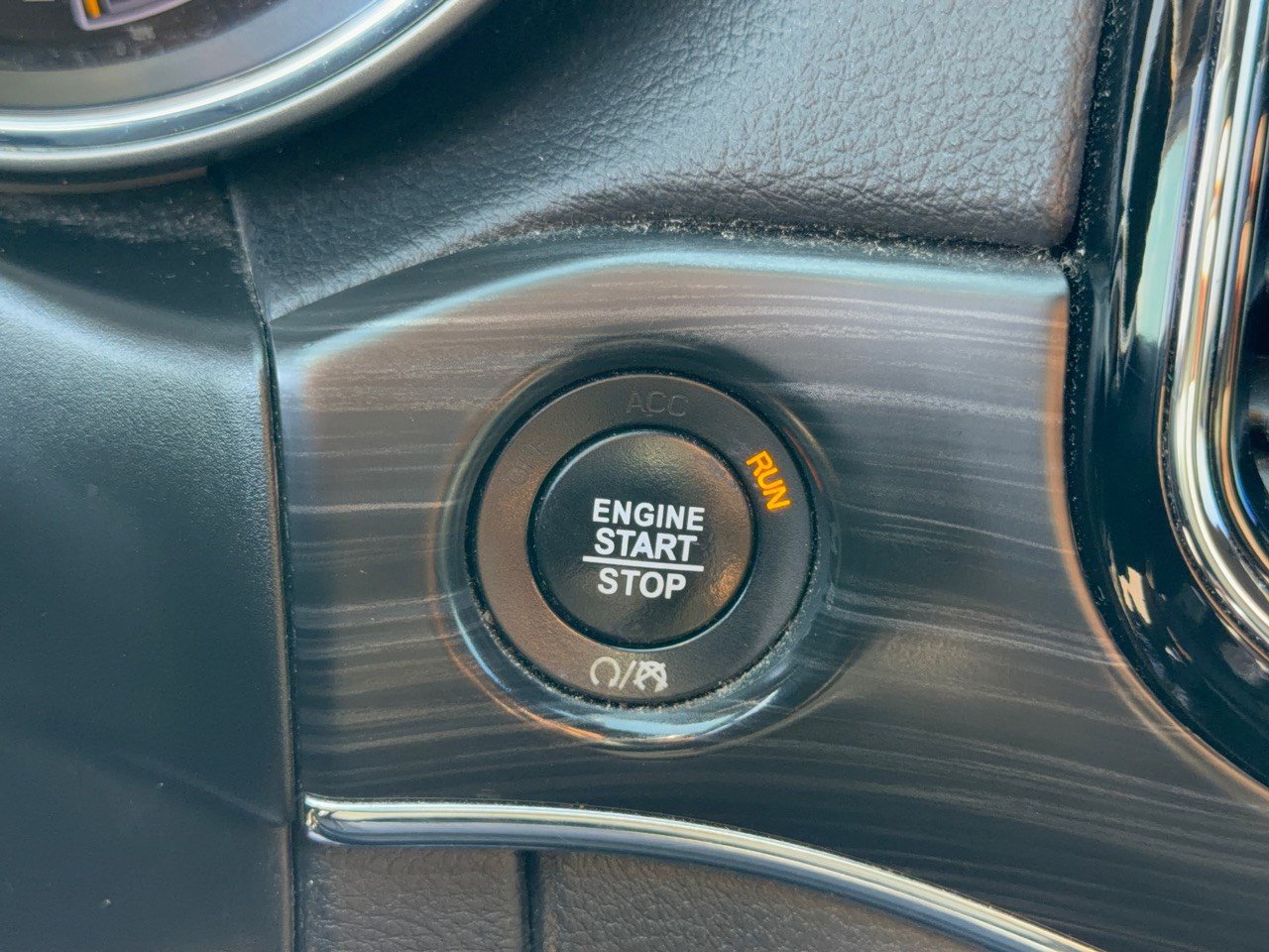 Used 2019 Jeep Grand Cherokee Limited AWD/4WD image 20