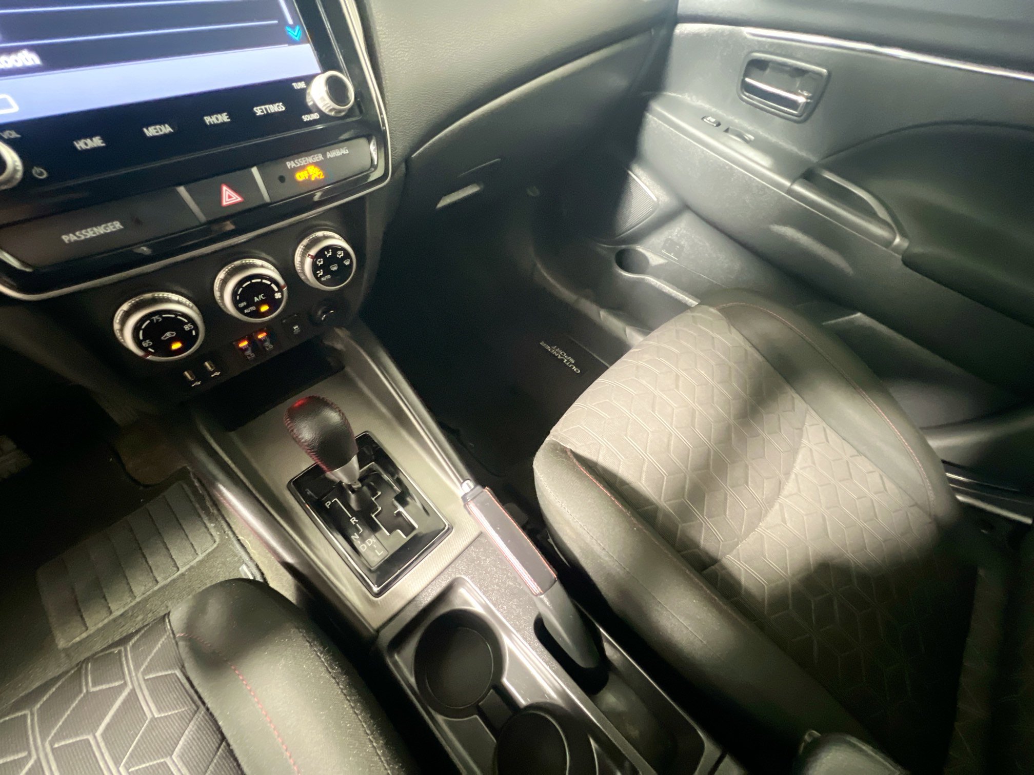 Used 2024 Mitsubishi Outlander Sport LE image 25