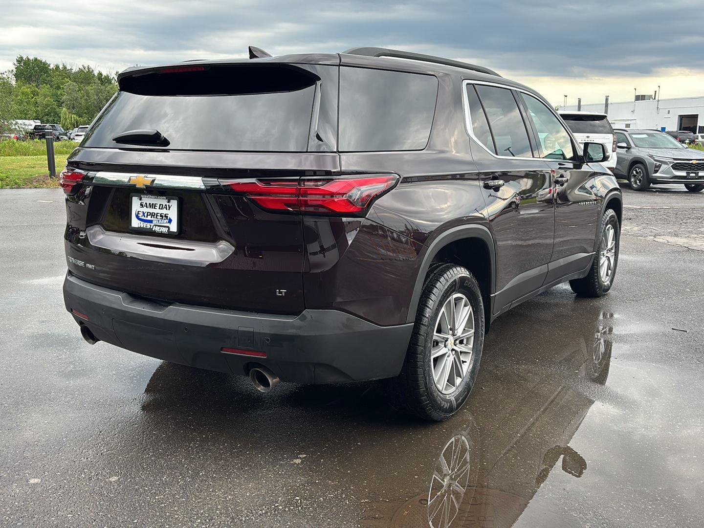 Used 2023 Chevrolet Traverse LT AWD/4WD image 5
