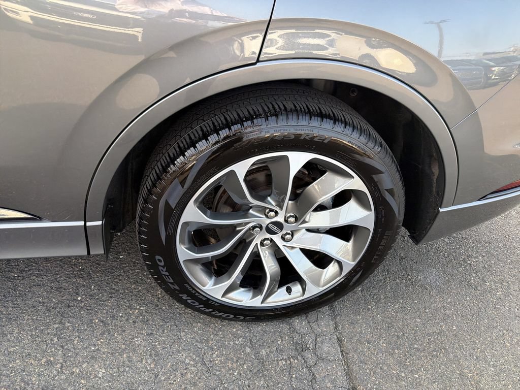 Certified 2023 Lincoln Aviator Grand Touring w/ Equipment Group 301A AWD/4WD image 32