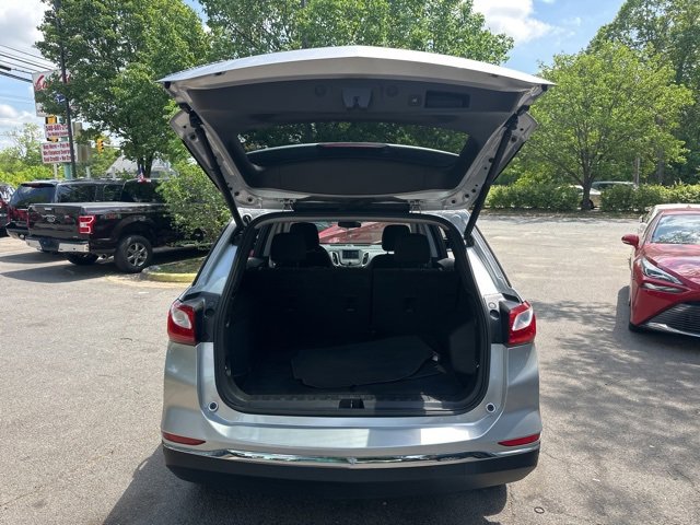 Used 2021 Chevrolet Equinox LT w/ Driver Convenience Package image 17