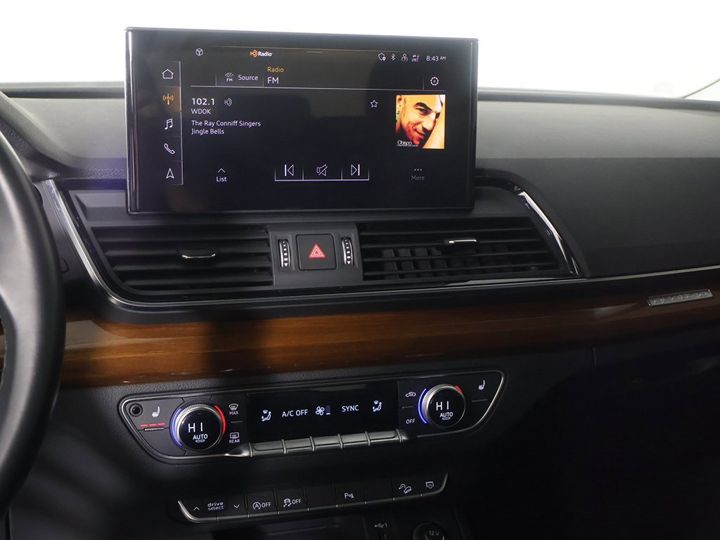 Used 2023 Audi Q5 2.0T Premium w/ Convenience Package image 41