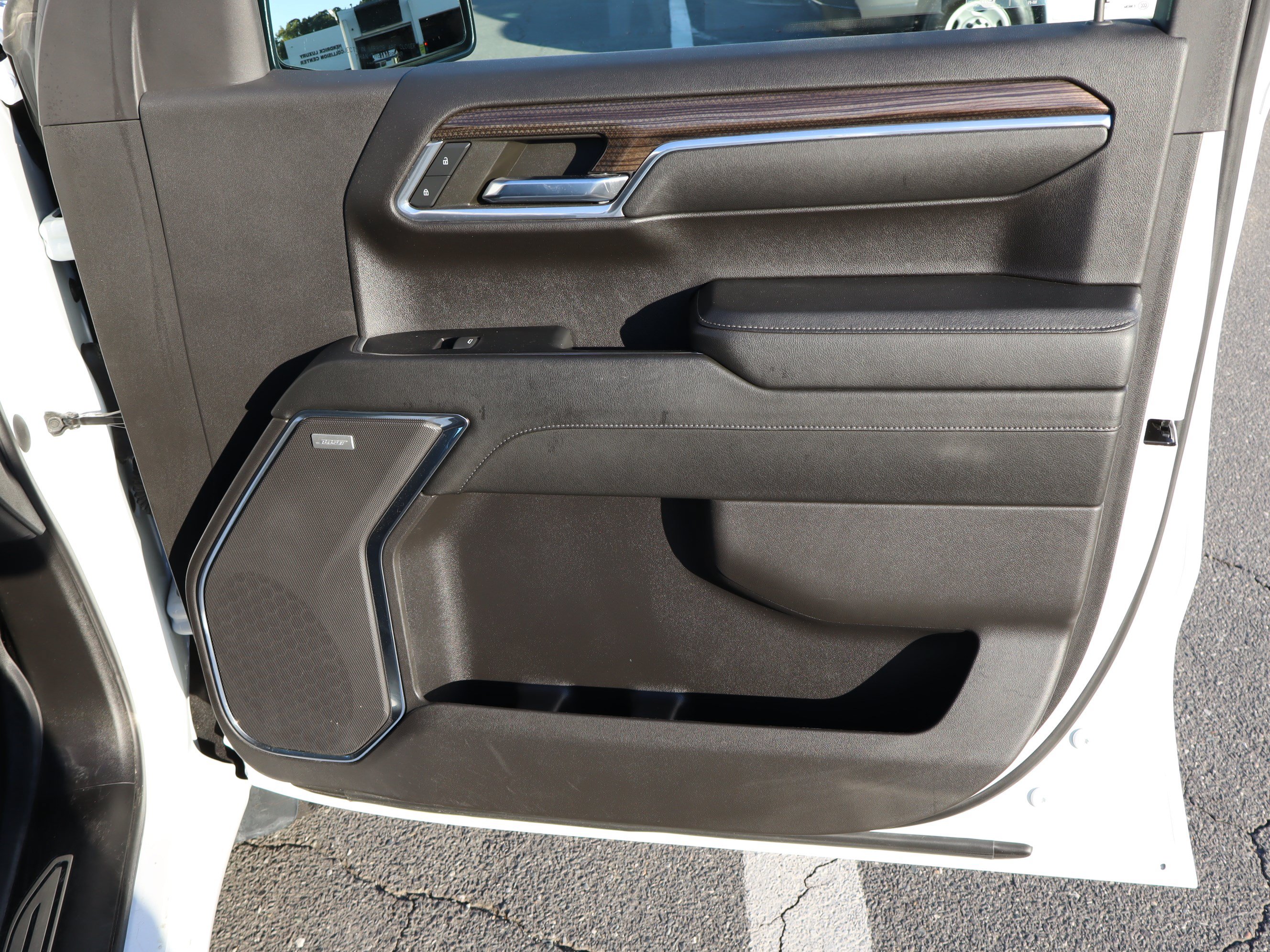 Used 2023 Chevrolet Silverado 1500 LT Trail Boss w/ Convenience Package II AWD/4WD image 34