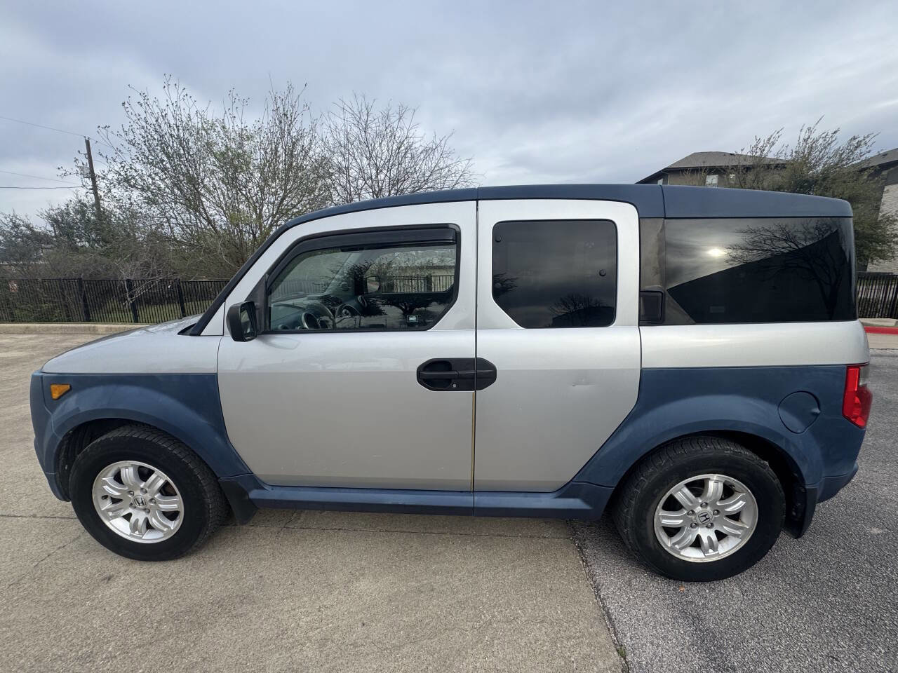 Used 2006 Honda Element EX image 4