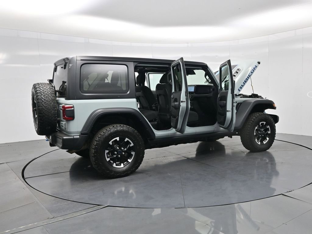 Used 2024 Jeep Wrangler Unlimited Rubicon 4xe w/ Technology Group image 38