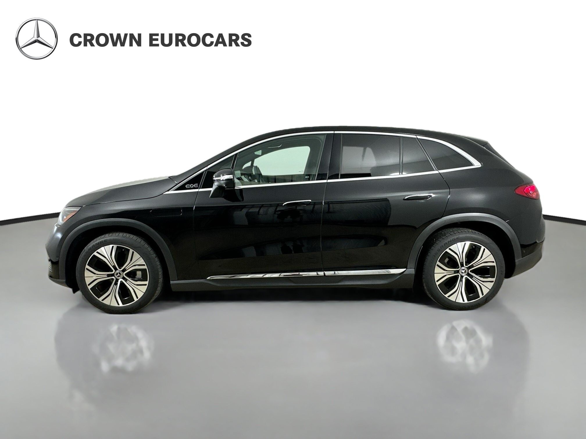 Used 2023 Mercedes-Benz EQE 350+ 4MATIC SUV image 5