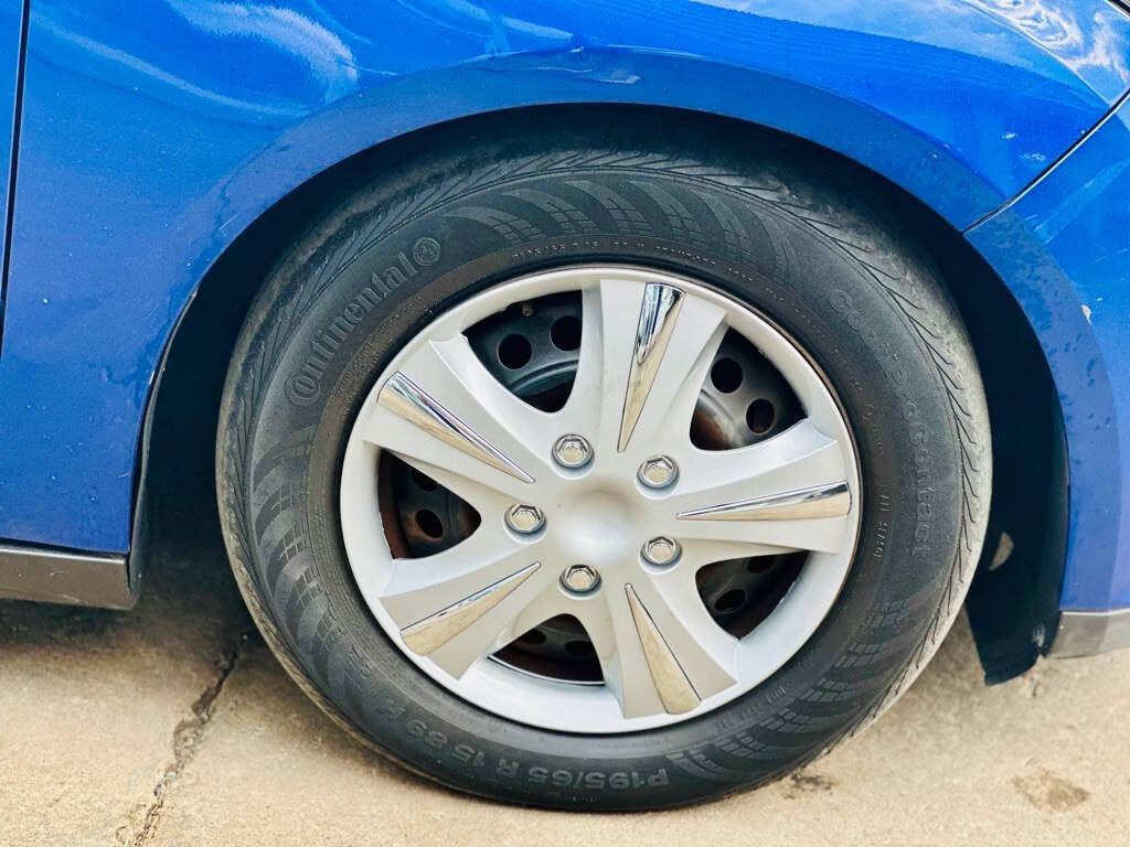 Used 2012 Ford Focus S FWD image 4