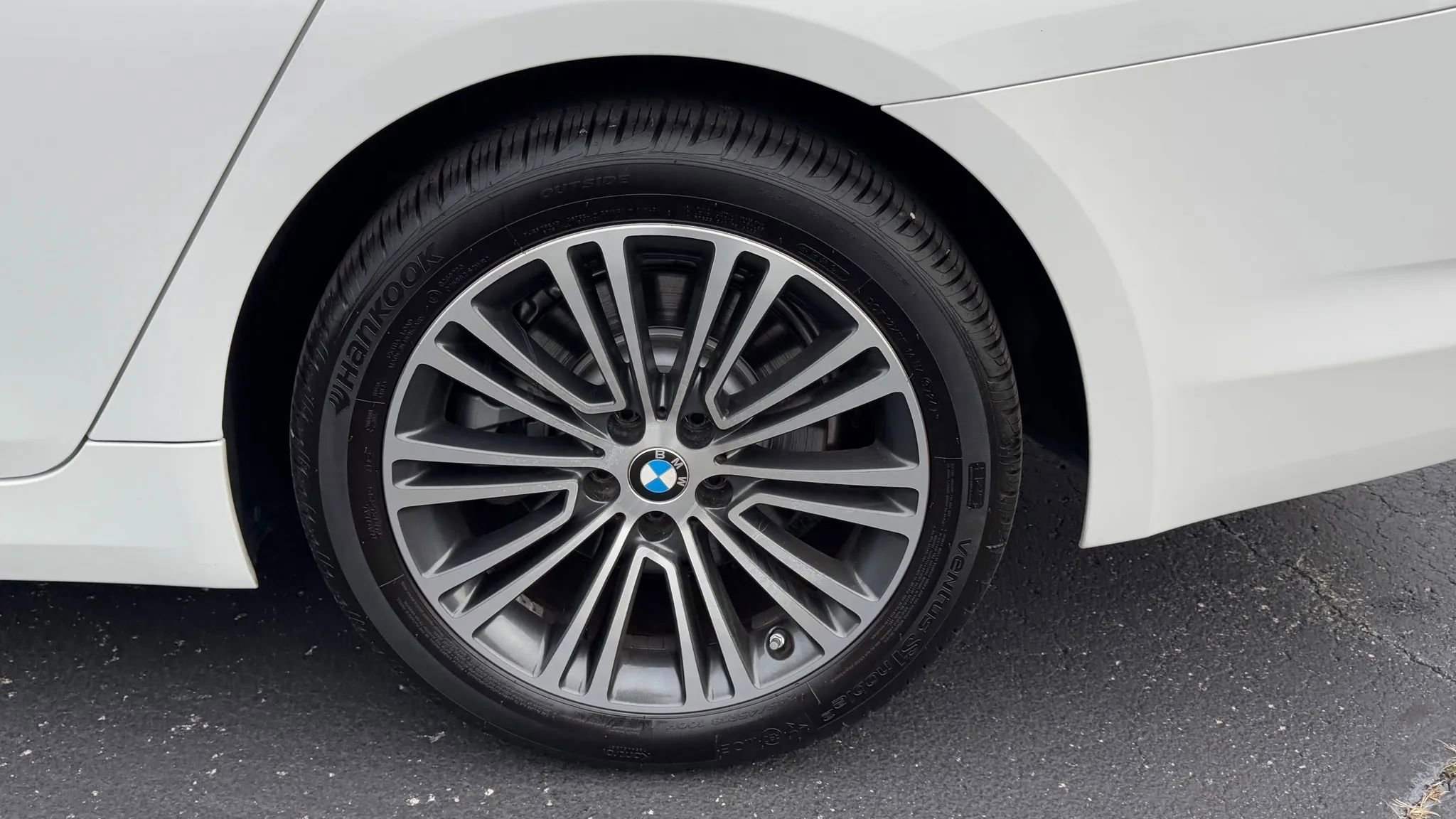 Used 2017 BMW 530i image 40