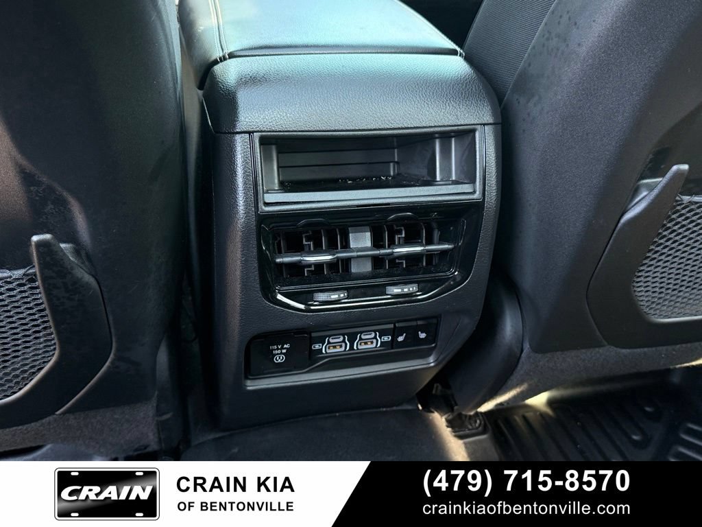 Used 2023 Jeep Grand Cherokee Limited w/ Luxury Tech Group II AWD/4WD image 26