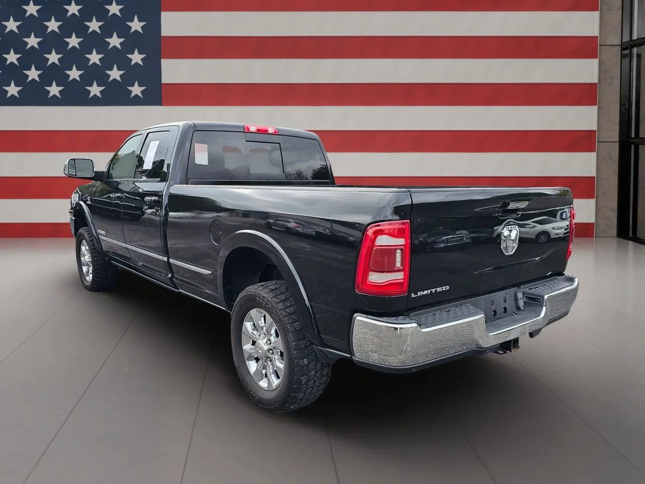 Used 2022 RAM 3500 Limited image 4