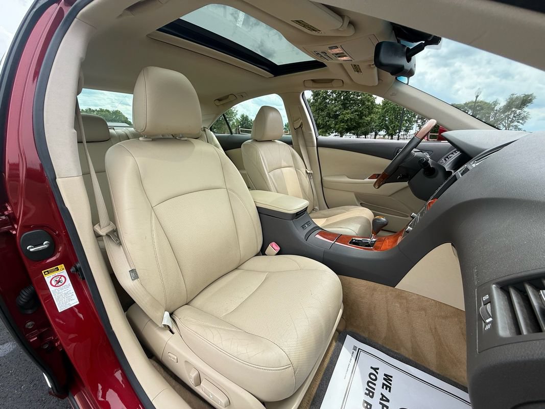 Used 2010 Lexus ES 350 FWD image 12