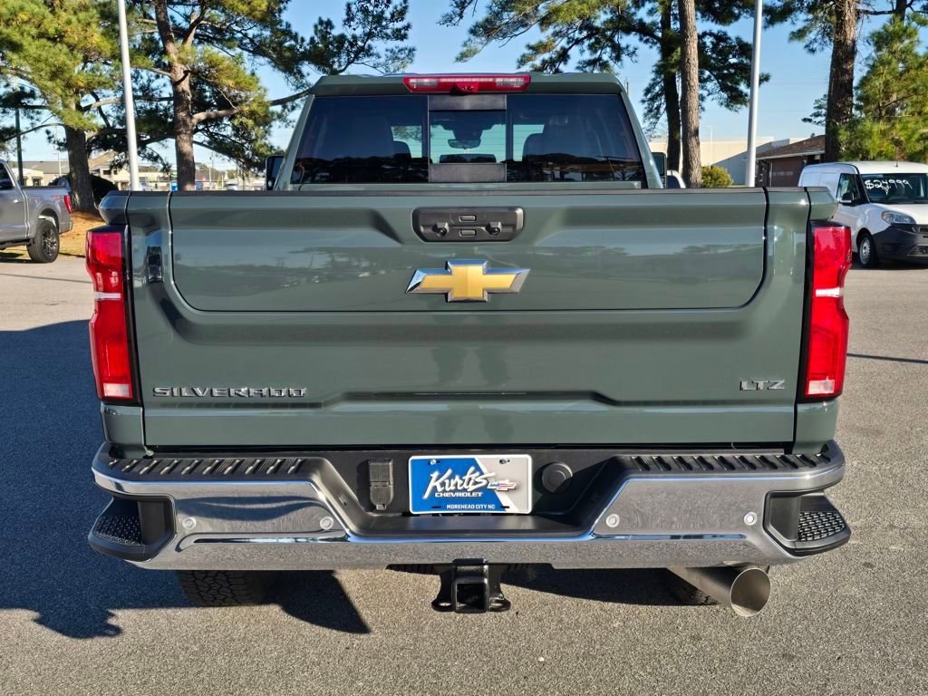 New 2026 Chevrolet Silverado 2500 LTZ w/ LTZ Premium Package video 4