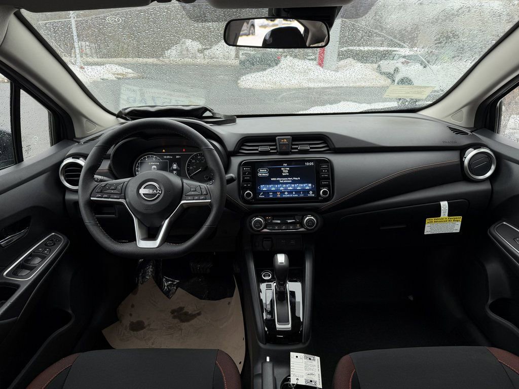 New 2025 Nissan Versa SR image 12