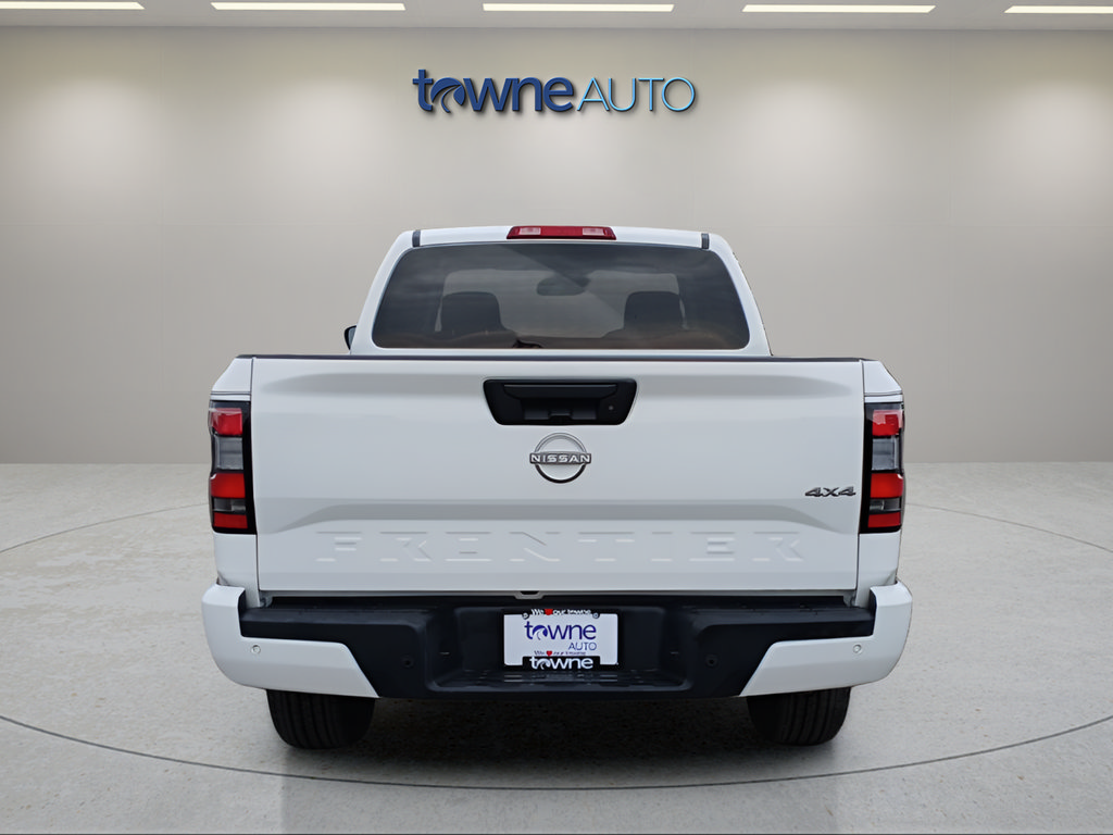 Used 2025 Nissan Frontier SV AWD/4WD image 5