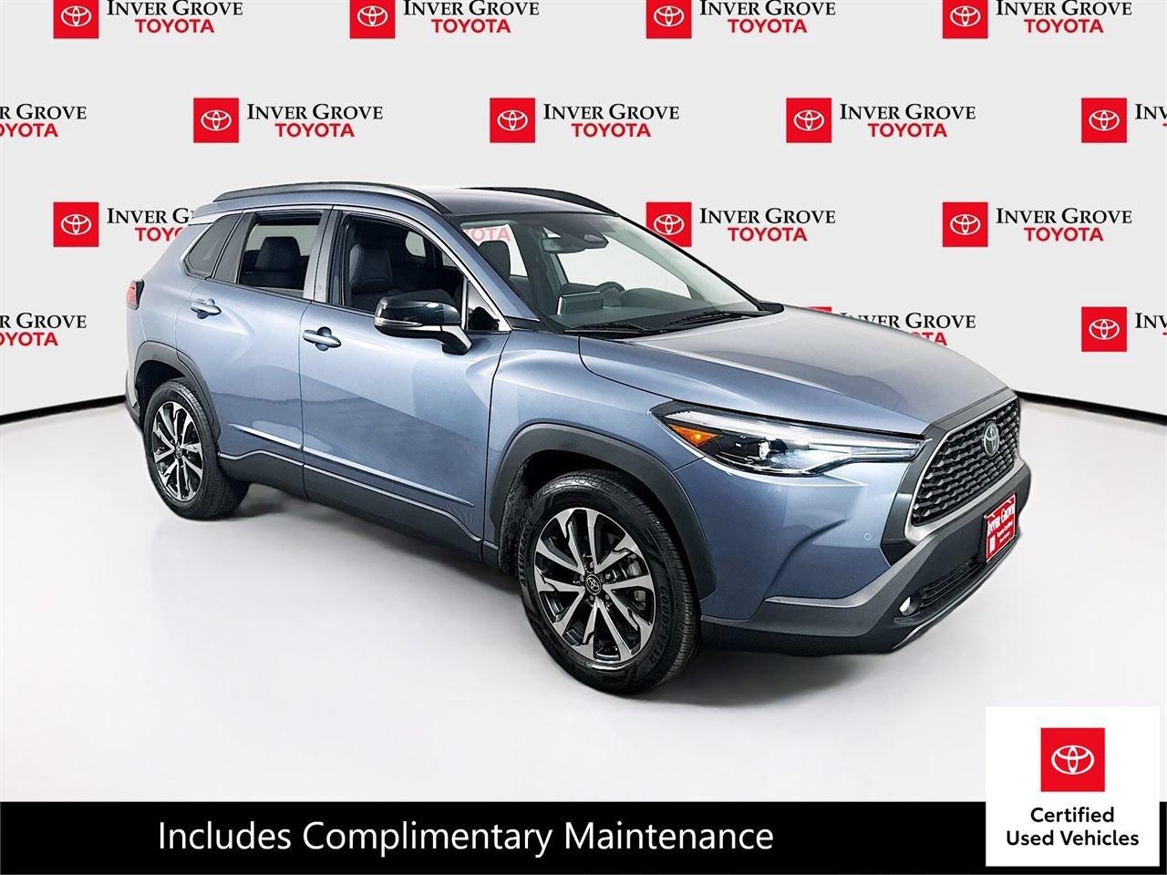 Certified 2025 Toyota Corolla Cross XLE AWD/4WD image 3