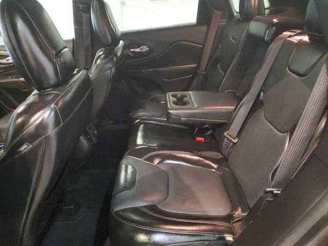 Used 2016 Jeep Cherokee Limited w/ Luxury Group image 26