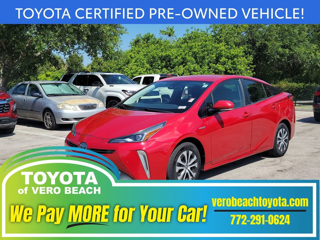 Certified 2020 Toyota Prius LE AWD/4WD image 1