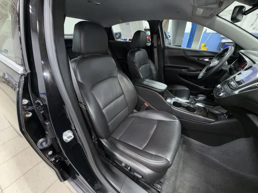 Used 2024 Chevrolet Malibu LT FWD image 16