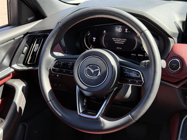 New 2025 MAZDA CX-70 Plug-In Hybrid w/ Premium Plus AWD/4WD image 22