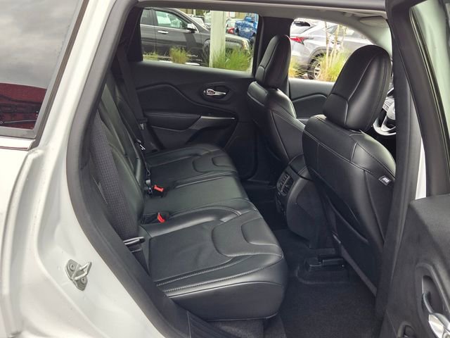 Used 2020 Jeep Cherokee Limited image 17