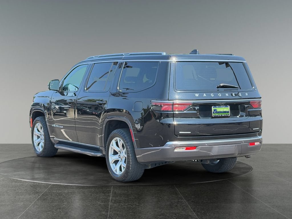 Used 2022 Jeep Wagoneer Series II AWD/4WD image 6