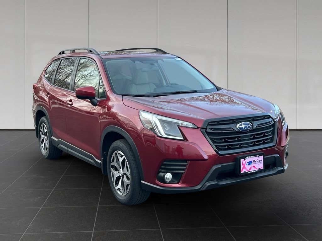 Used 2023 Subaru Forester Premium image 7