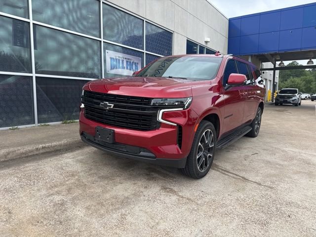 Used 2023 Chevrolet Suburban RST w/ Luxury Package AWD/4WD image 4