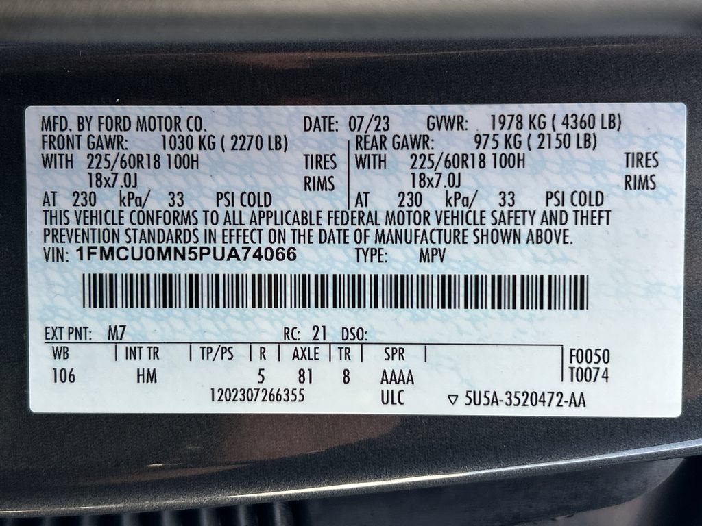 Used 2023 Ford Escape ST-Line w/ Tech Pack #1 FWD image 32