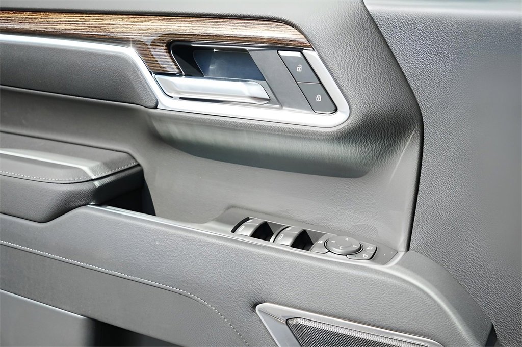 New 2026 GMC Sierra 1500 Elevation w/ Elevation Premium Package image 18