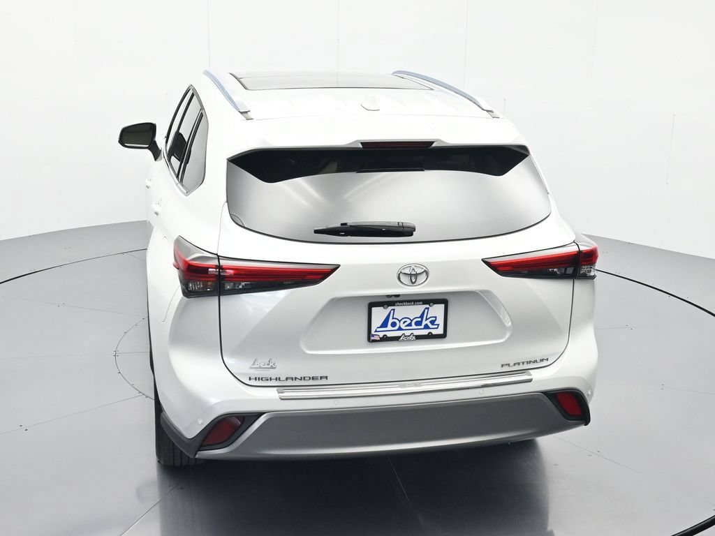 Used 2022 Toyota Highlander Platinum FWD image 36