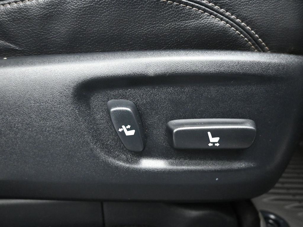 Used 2022 Toyota 4Runner Limited image 12