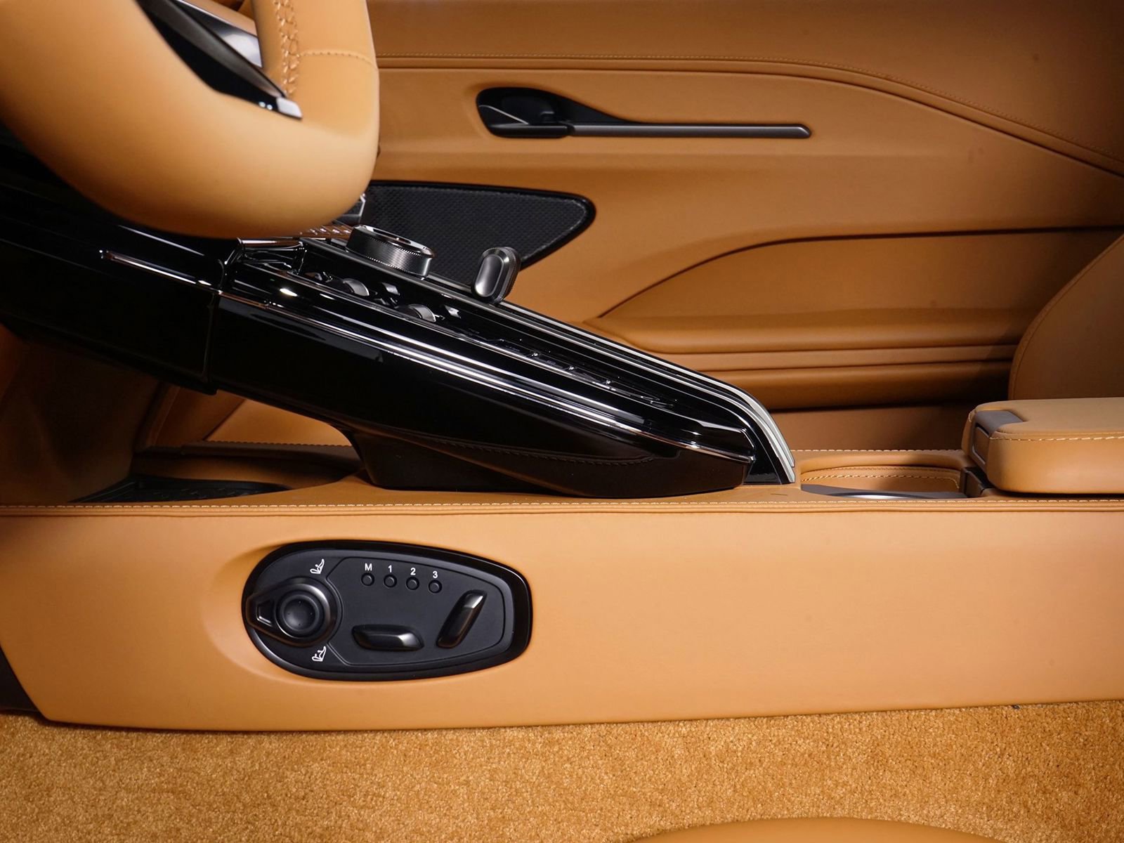 New 2026 Aston Martin V8 Vantage S RWD image 24