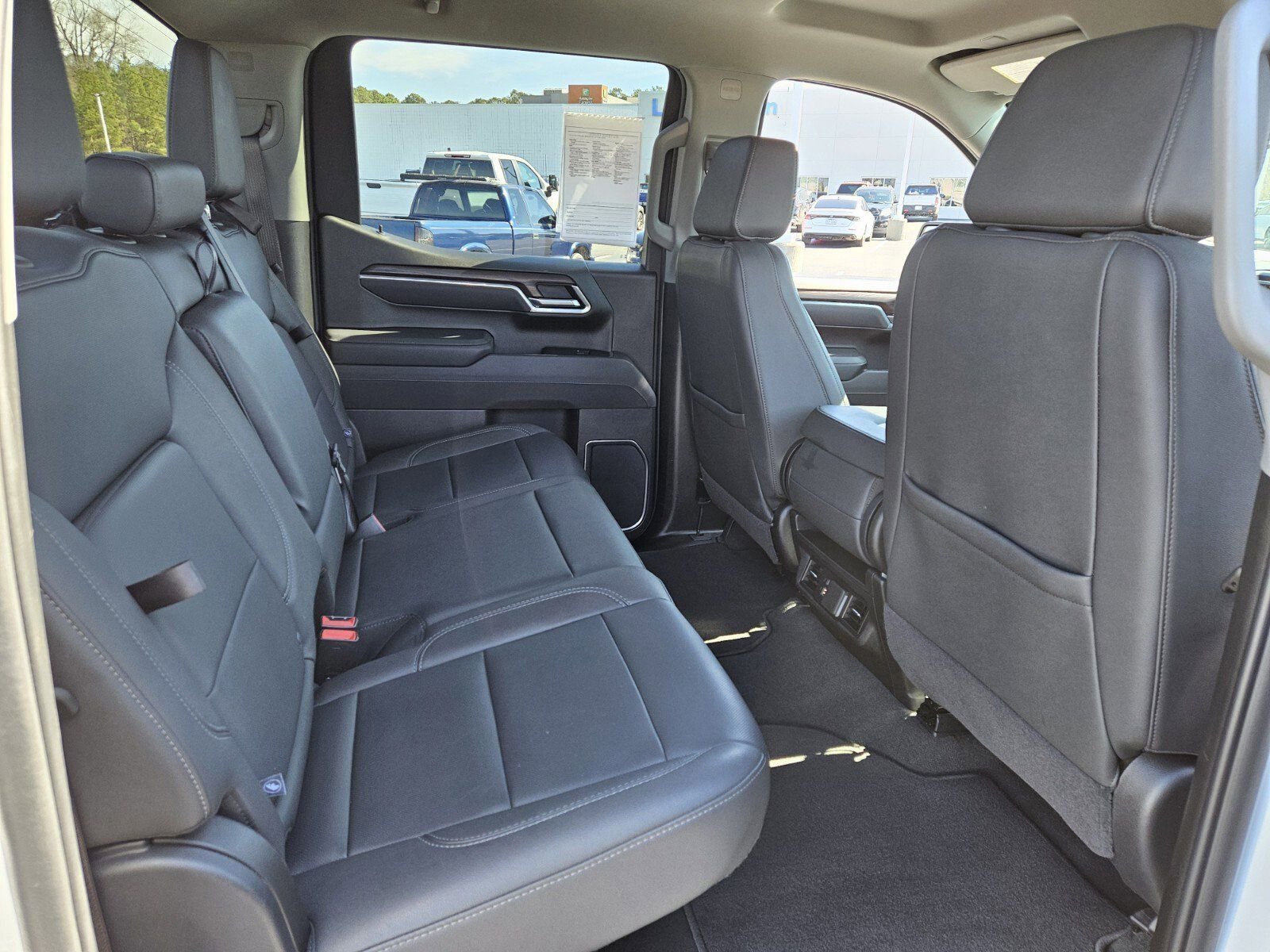 Used 2025 GMC Sierra 1500 SLT image 19