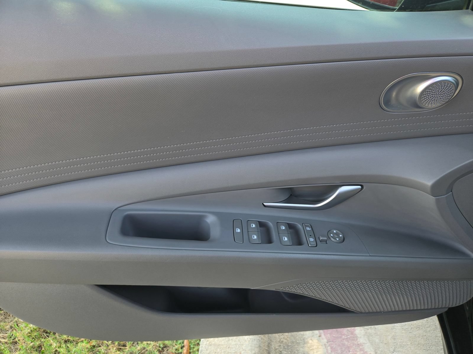 Used 2021 Hyundai Elantra SEL FWD image 28