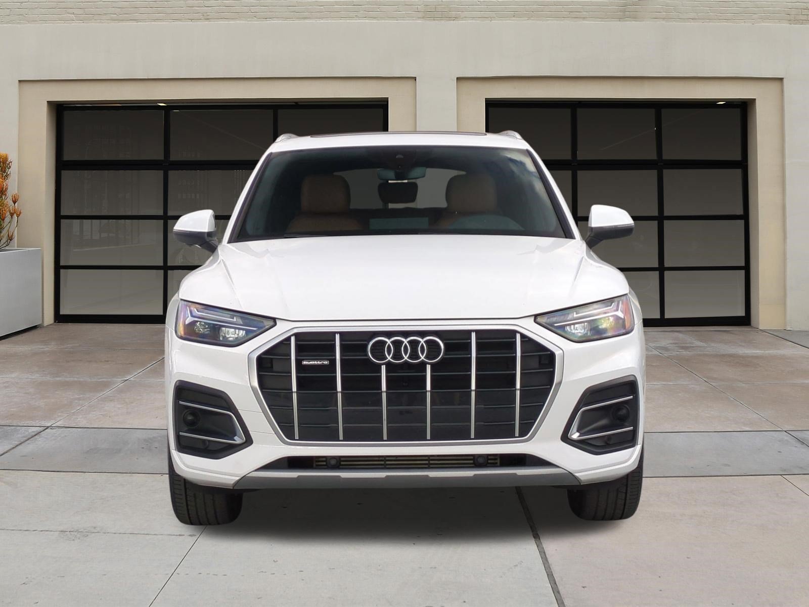 Used 2023 Audi Q5 2.0T Premium w/ Convenience Package AWD/4WD image 6