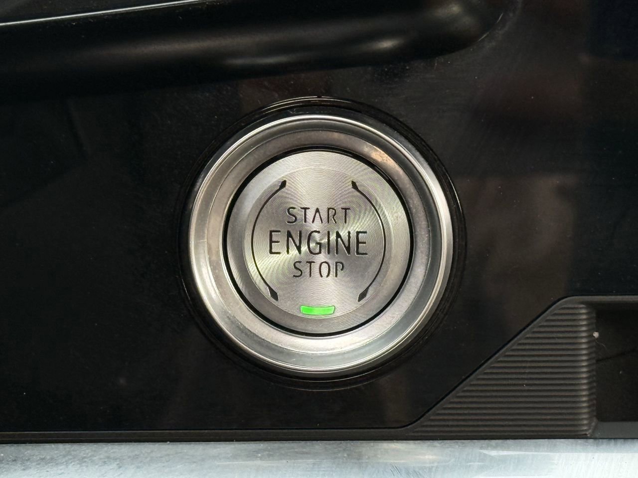 Used 2022 Chevrolet Corvette Stingray Preferred Cpe w/ Z51 Performance Package image 19