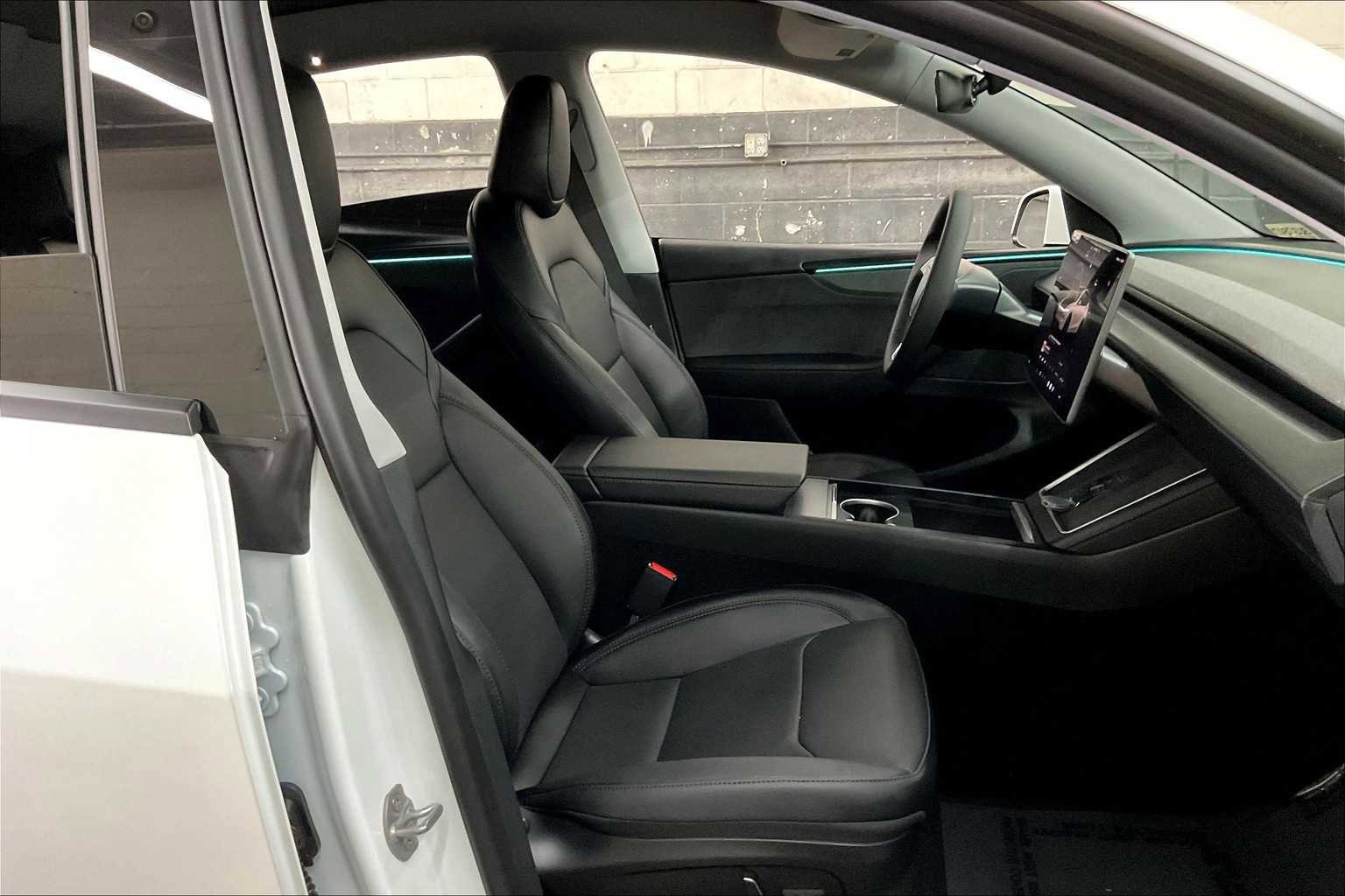 Used 2026 Tesla Model Y 2WD image 10