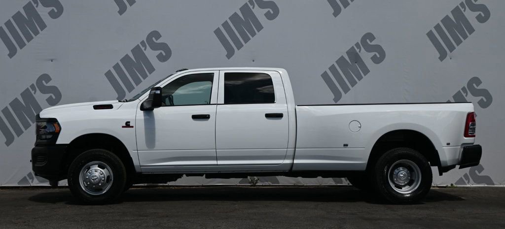 Used 2024 RAM 3500 Tradesman AWD/4WD image 6