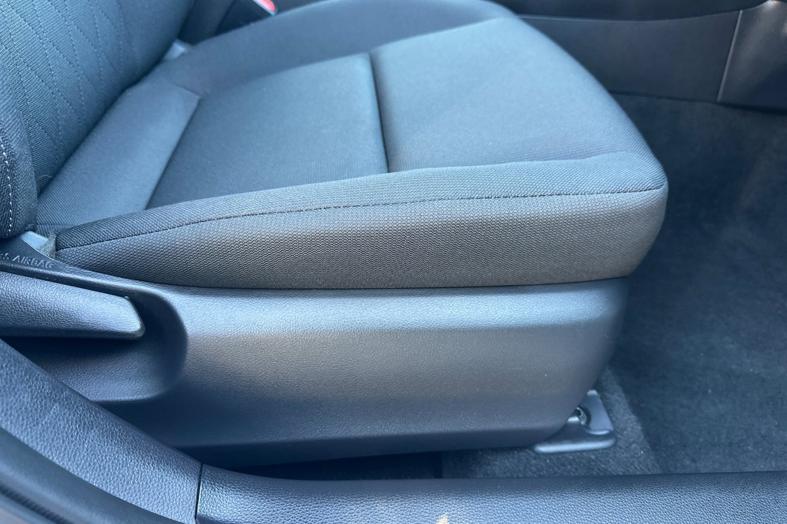 Used 2025 Toyota Corolla LE image 22