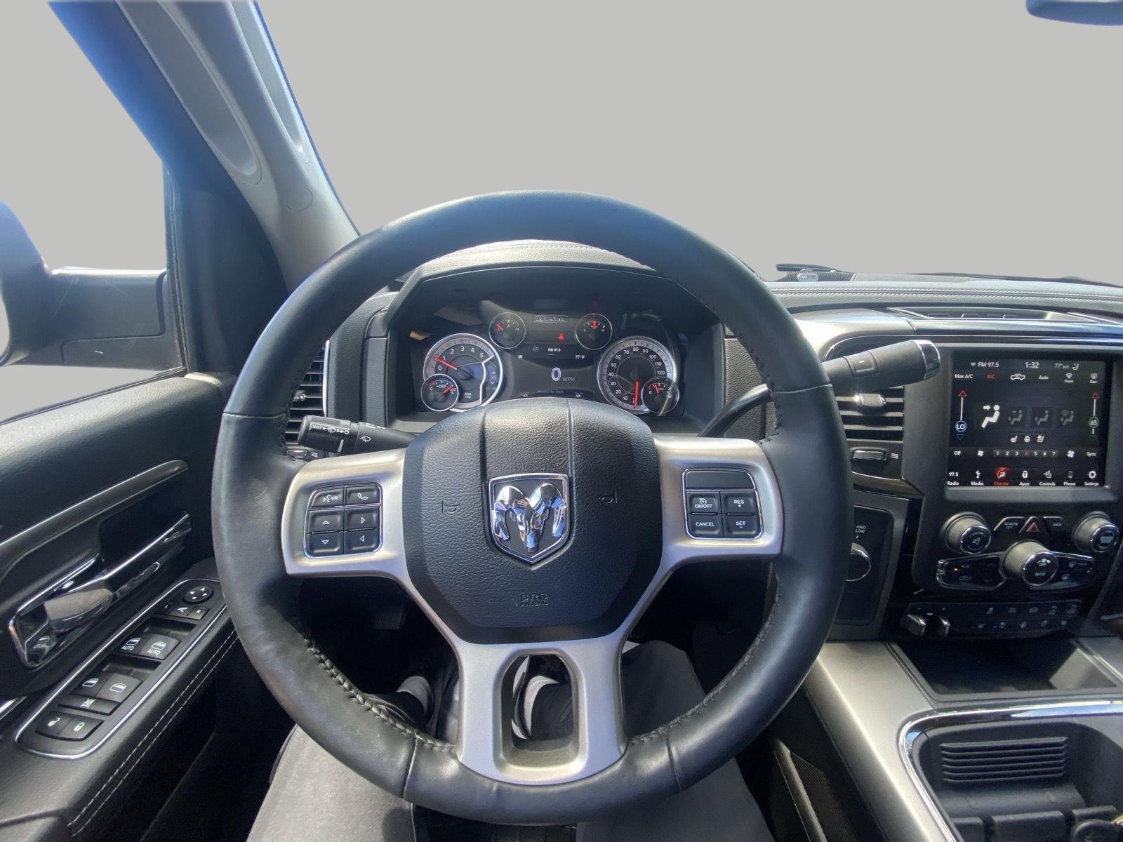 Used 2018 RAM 2500 Laramie w/ Sport Appearance Group AWD/4WD image 15