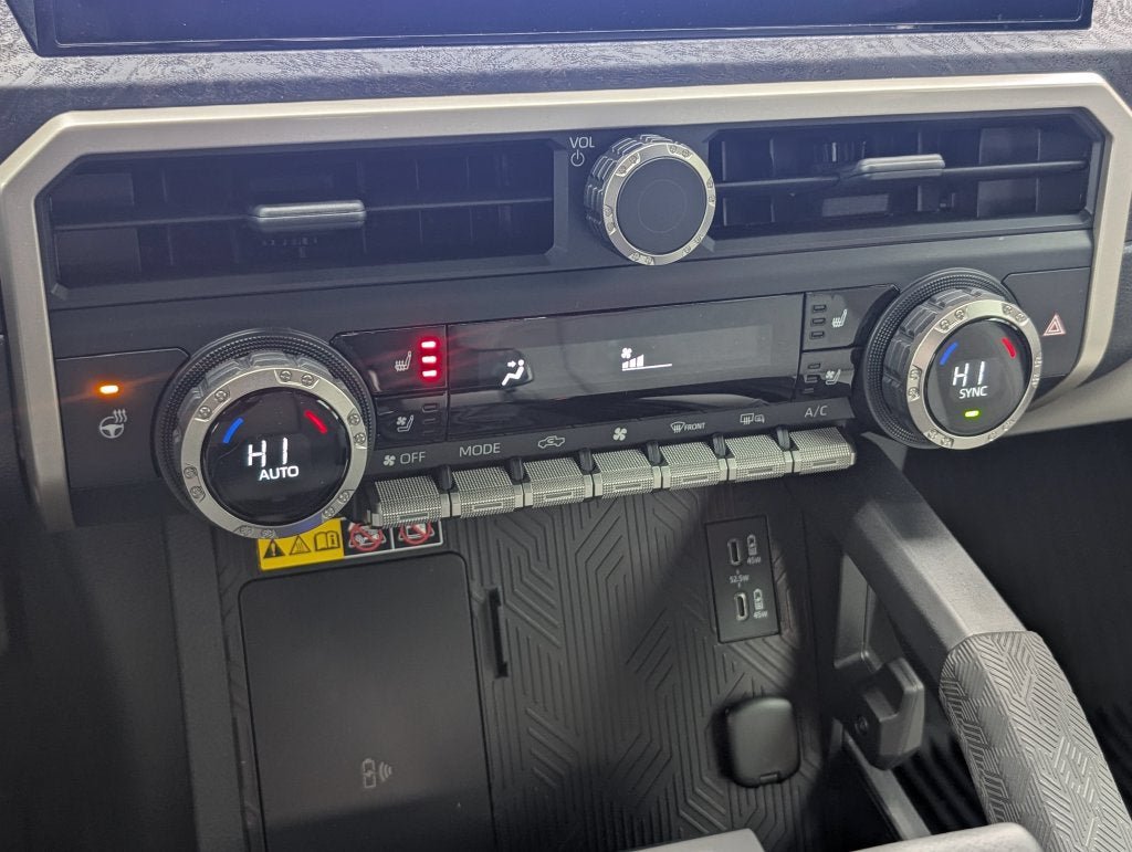 Certified 2026 Toyota Tacoma Limited AWD/4WD image 25