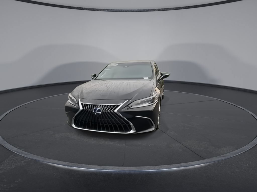 Used 2022 Lexus ES 300h Ultra Luxury w/ Accessory Package 2 FWD image 4